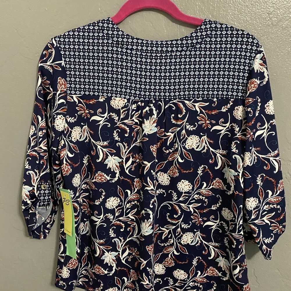 Women’s petite blouse